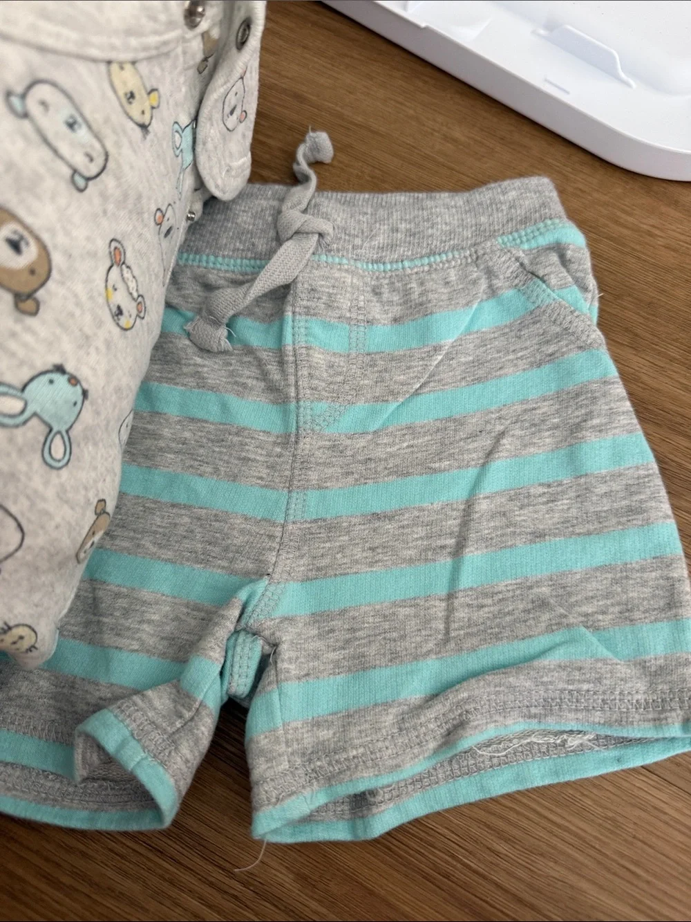 WHOLE BAG OF CLOTHES Size 9-12months